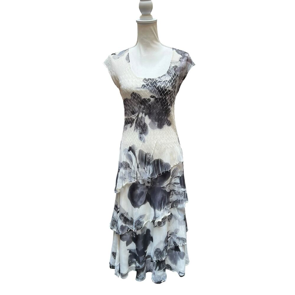 Komarov Black White Floral Crinkle Chiffon Tiered Midi Dress Women’s Small